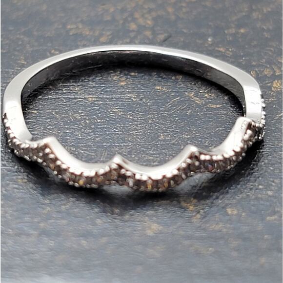 Rhodium Plated Chevron Band with Simulated Diamonds - Size 9 - Picture 1 of 5